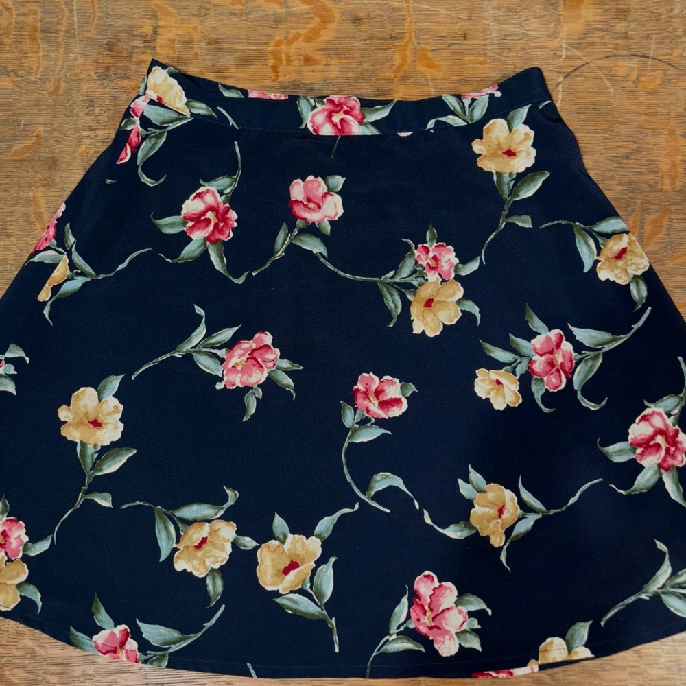 Vintage Floral Print Women's Skirt